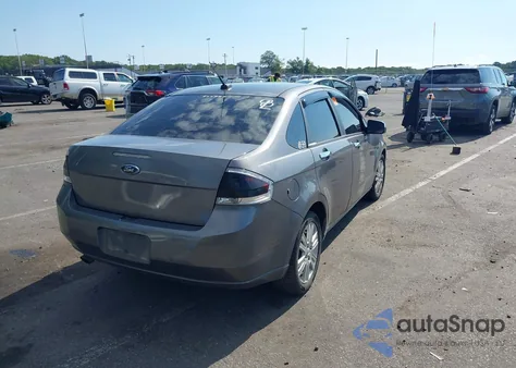 2010 Ford Focus Sel z USA, uszkodzony, nr VIN 1FAHP3HN7AW106899